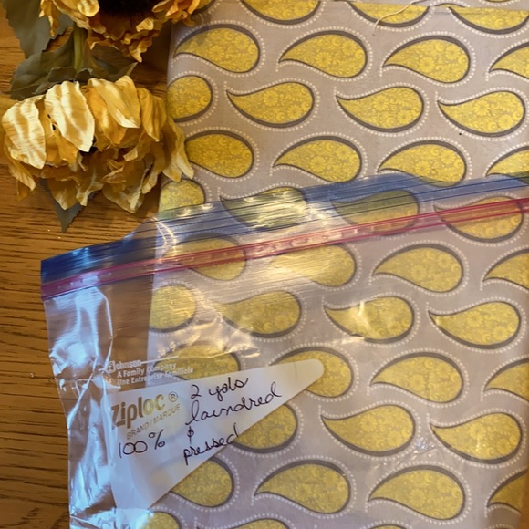 2 yards 100% cotton paisley print fabric Ready to Use! Laundered and pressed! - Picture 2 of 6